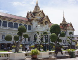 What Are Apartments and Houses like in Thailand?!